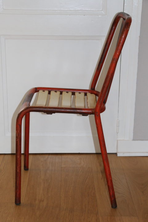 Chaise TOLIX T4 1950 rouge et crème - SONS OF VINTAGE ...