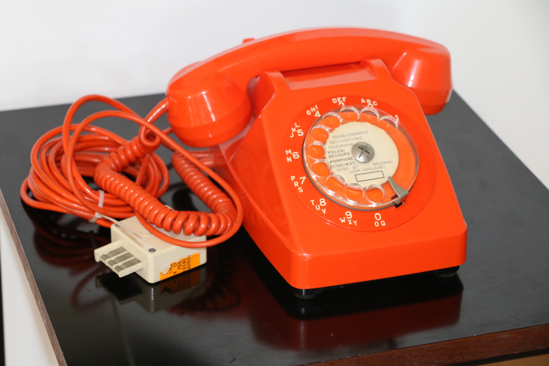 Téléphone Socotel S63 orange 1976