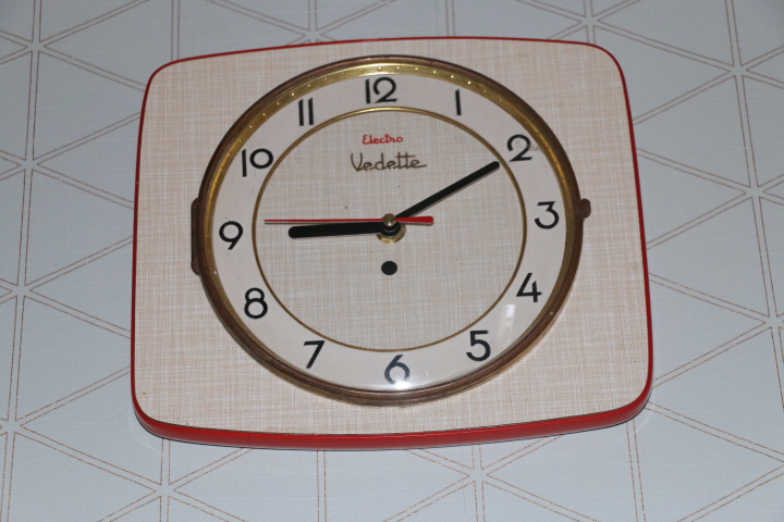 Horloge rectangulaire Vedette formica beige